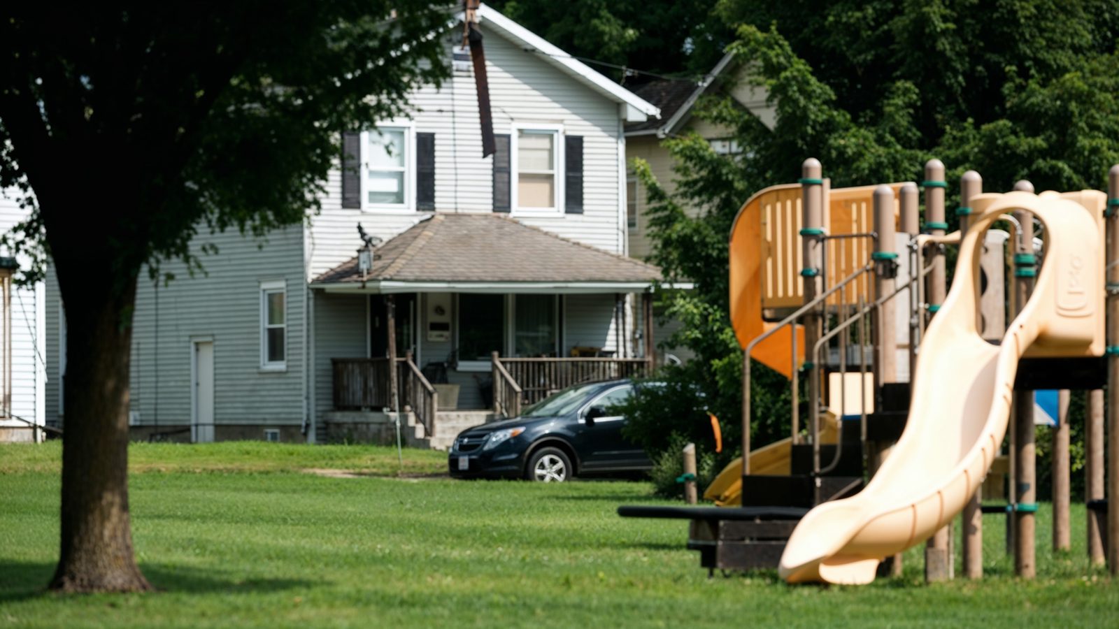 06 jd vance%e2%80%99s middletown childhood home near neighborhoo