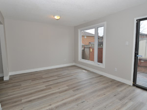 3+ Bedroom apartment for rent in WOODBRIDGE   