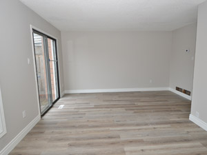 3+ Bedroom apartment for rent in WOODBRIDGE   