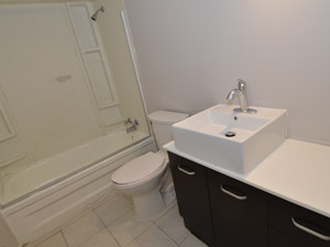 3+ Bedroom apartment for rent in WOODBRIDGE   