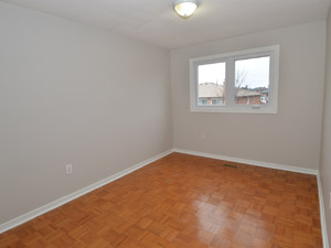 3+ Bedroom apartment for rent in WOODBRIDGE   