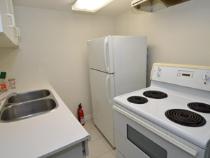 3+ Bedroom apartment for rent in WOODBRIDGE   