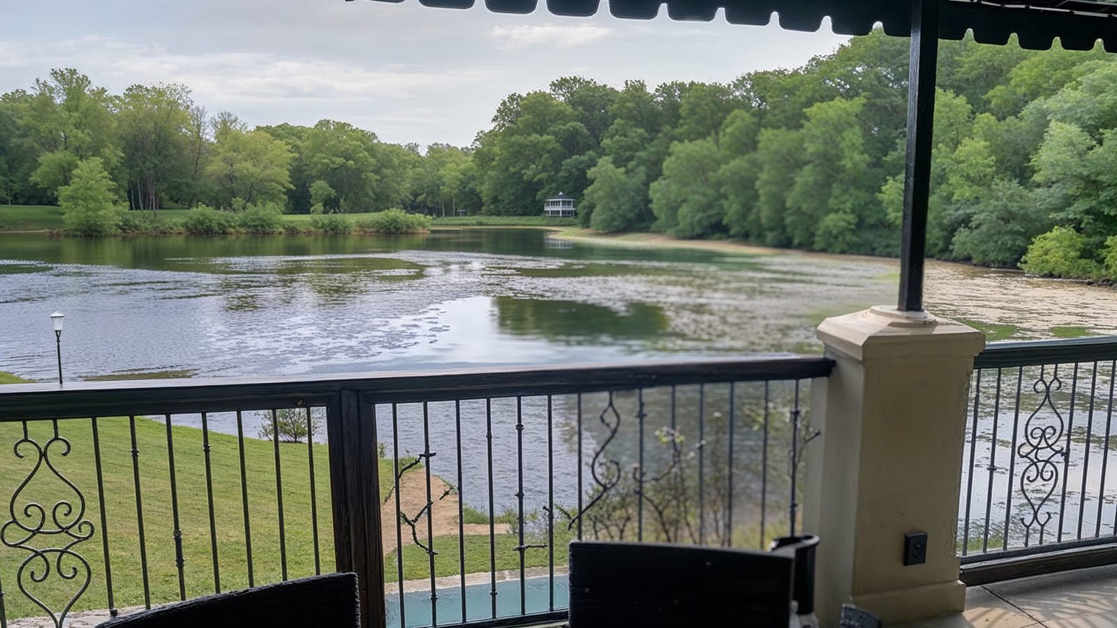 balcony overlooking the lake at biden%e2%80%99s wilmington home