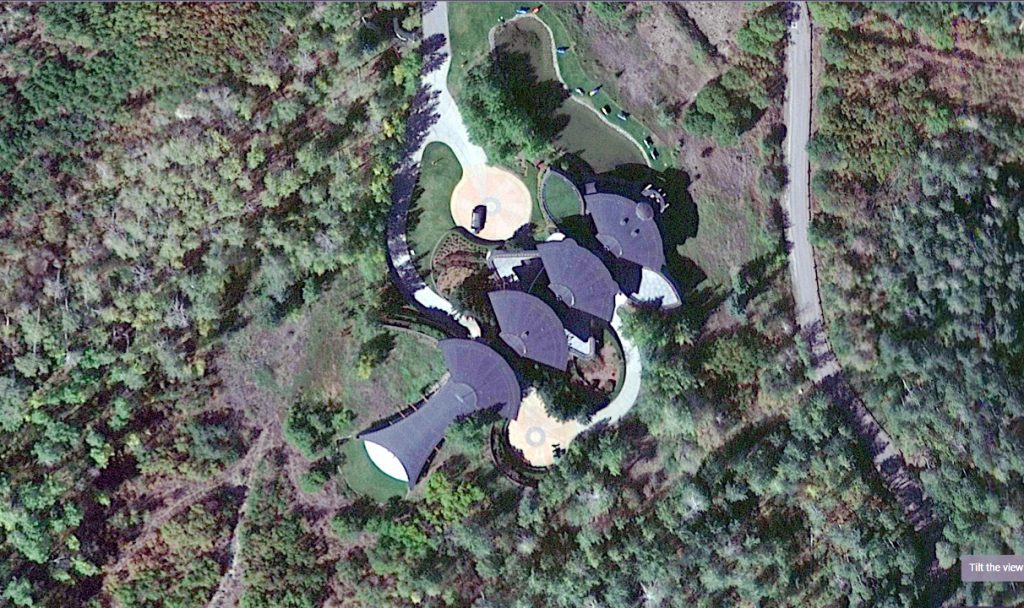 barbi benton house 00