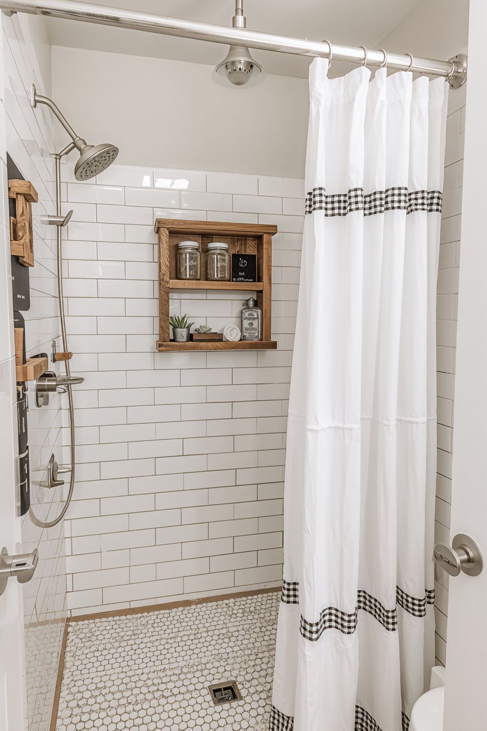 Budget Farmhouse Shower Ideas With Affordable Ceramic Tiles