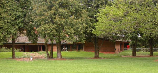 don and mary lou schaberg residence 01