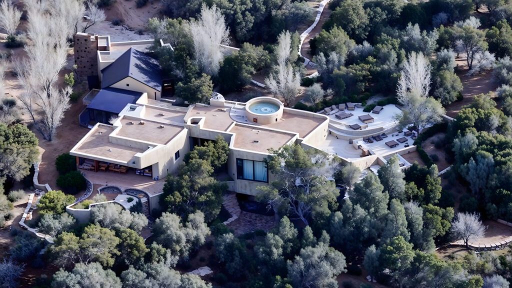 aerial view of gene hackman%e2%80%99s santa fe estate