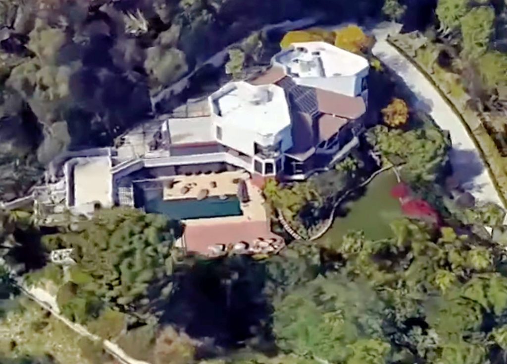 pat sajak house los angeles encino 03