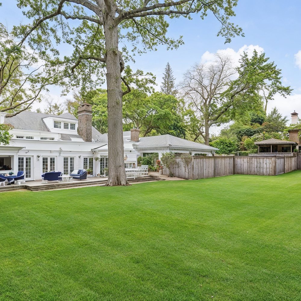 10 spacious backyard with patio in winnetka