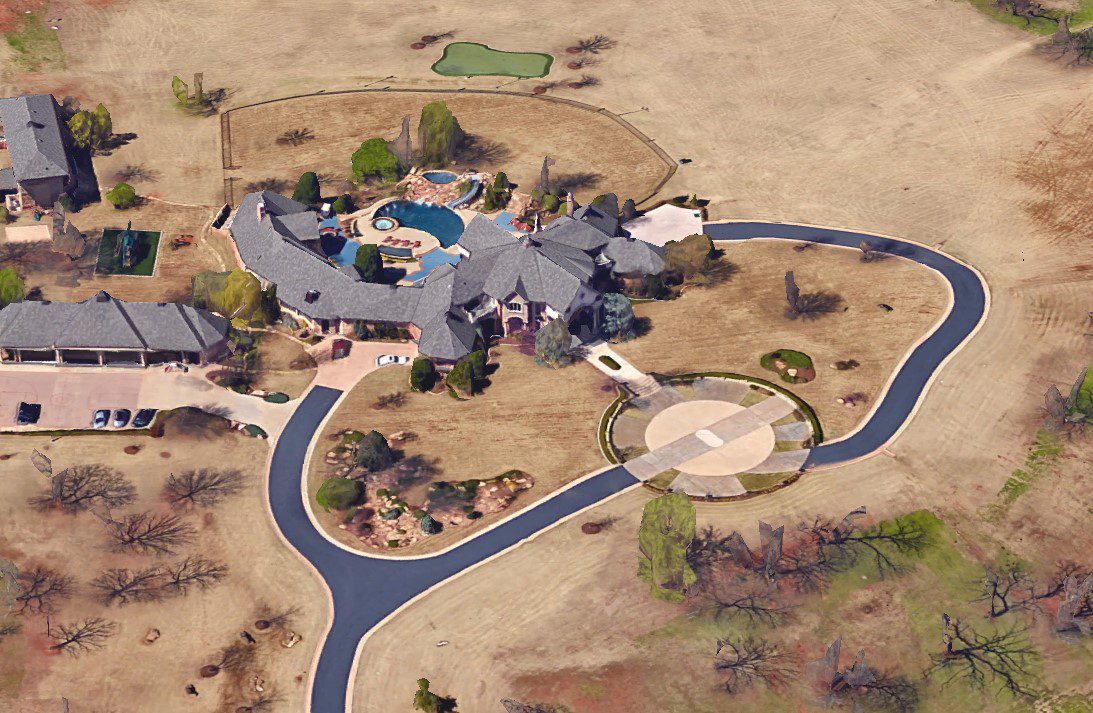 toby keith house in oklahoma 04