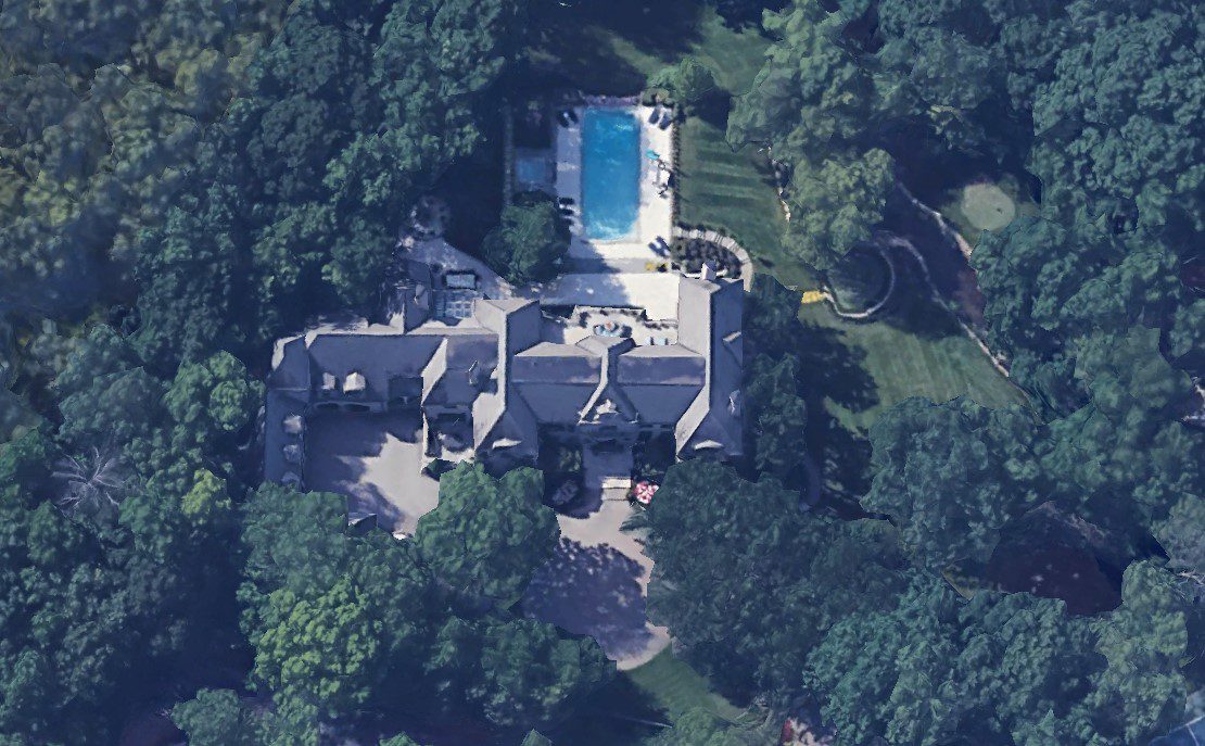 travis kelce house in leawood kansas city 01