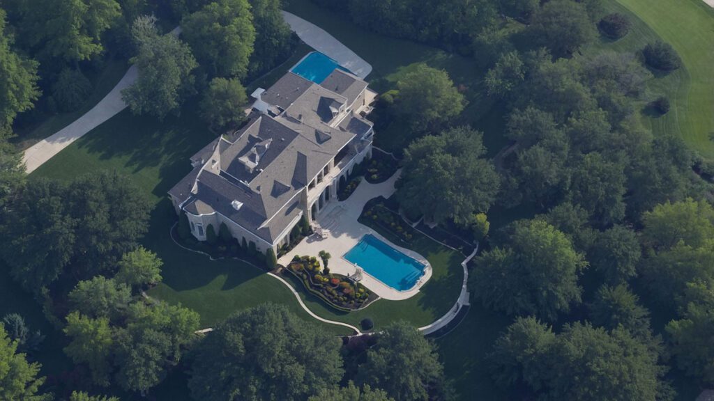 travis kelce’s $6 million leawood mansion